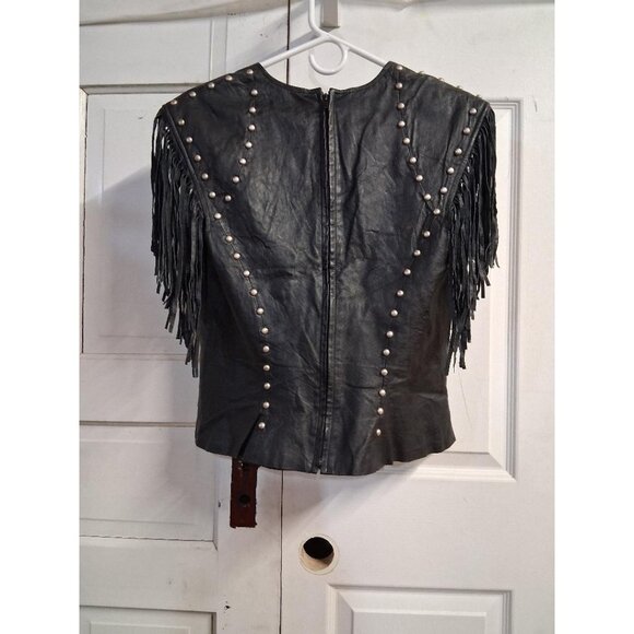 Black Leather Vest With Fringe Chain Accents & Pearl Studs Medium Leather Galler - Picture 2 of 9
